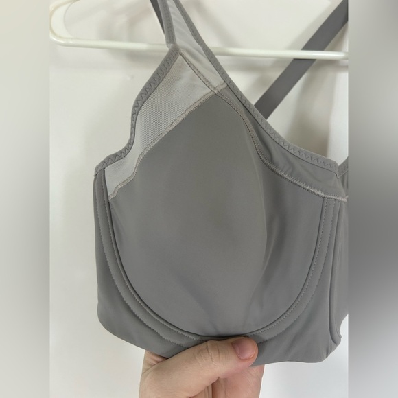 Athleta Women's Glory Sports Bra Light Gray Size 32DD - Picture 2 of 7
